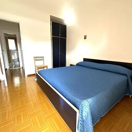 Βίλα Two-storey Flat