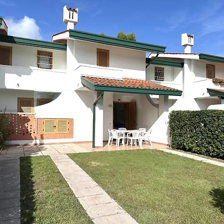 Two-storey Flat Вілла