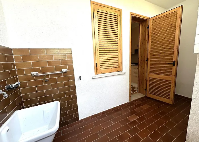 Villa Two-storey Flat *