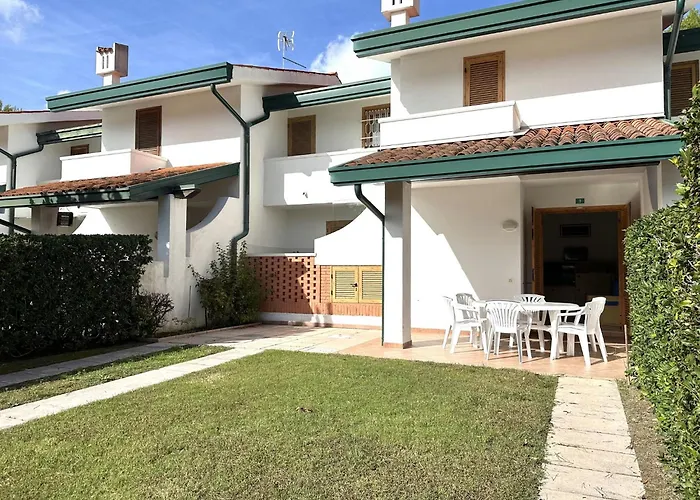 Two-storey Flat Villa